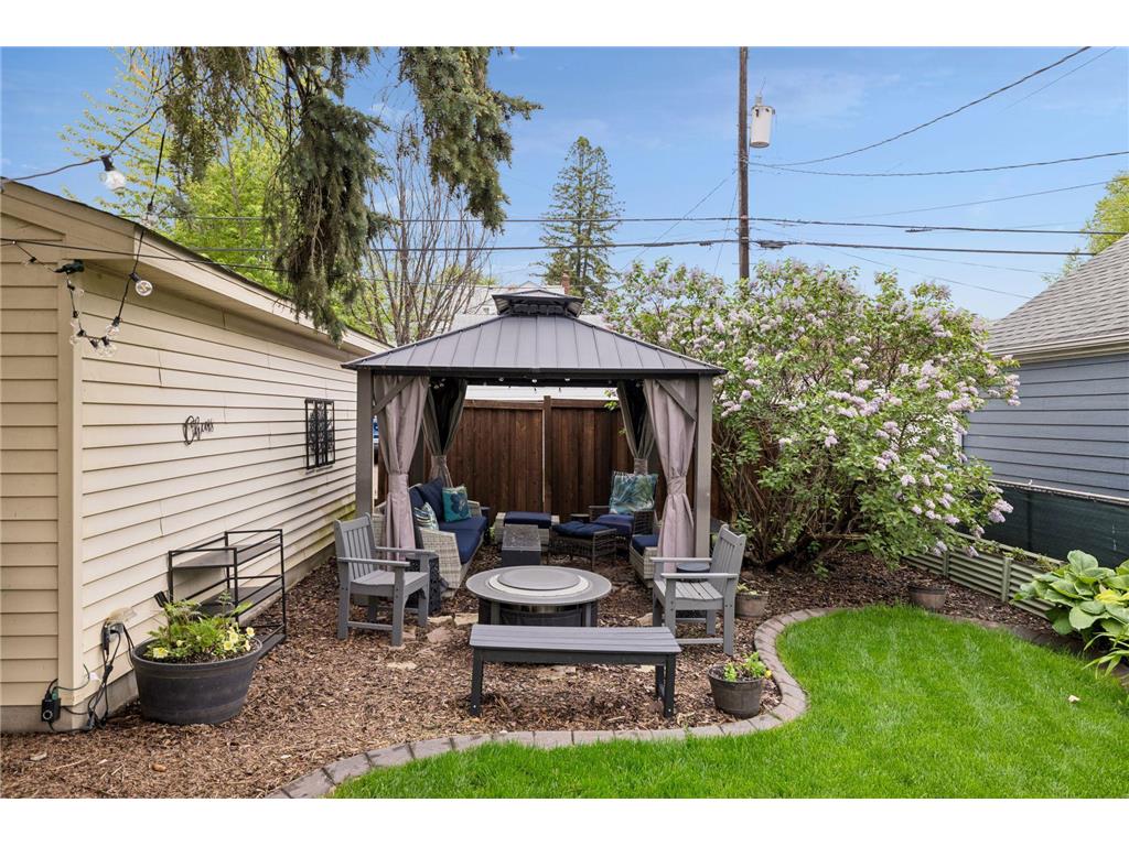 957 Hoyt Avenue W Saint Paul MN 55117 7076907 image24