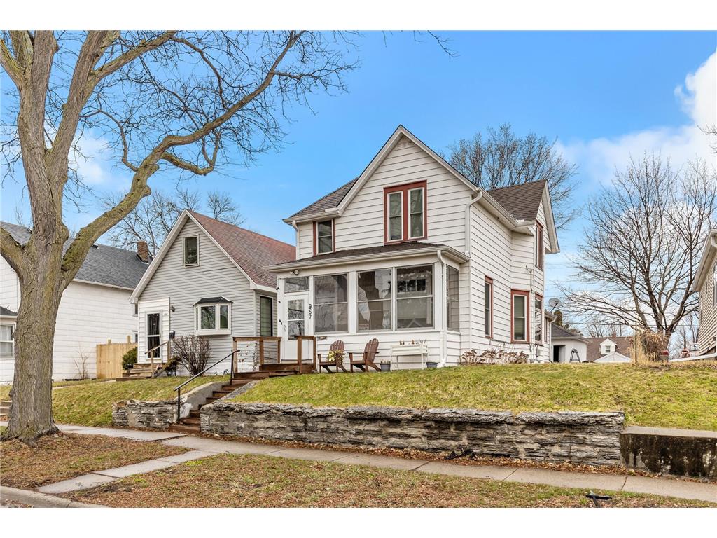 957 Rose Avenue E Saint Paul MN 55106 6509699 image1