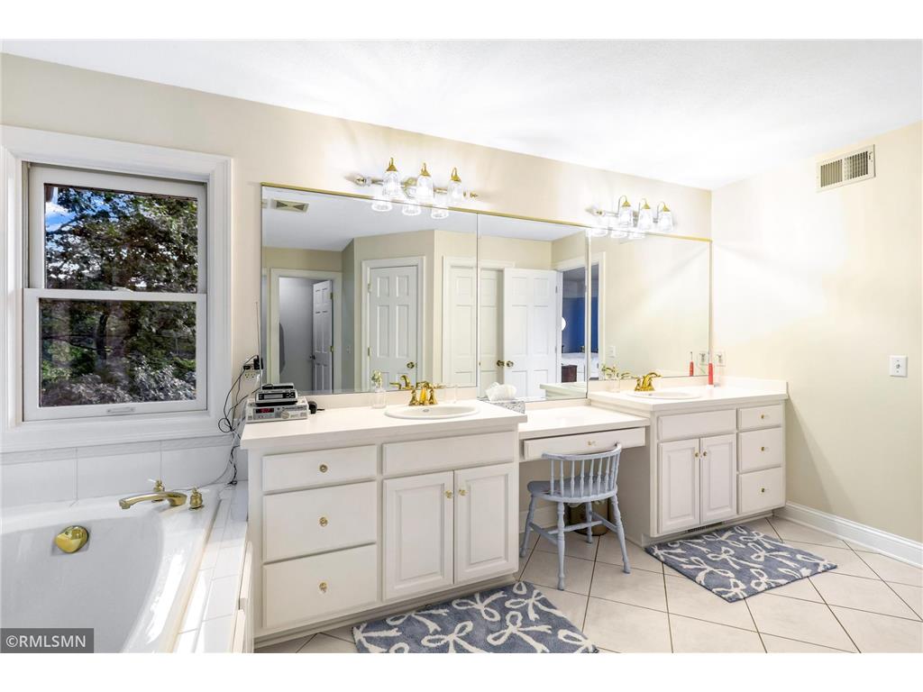 9570 Norway Hills Trail New Market Twp MN 55044 7102971 image33