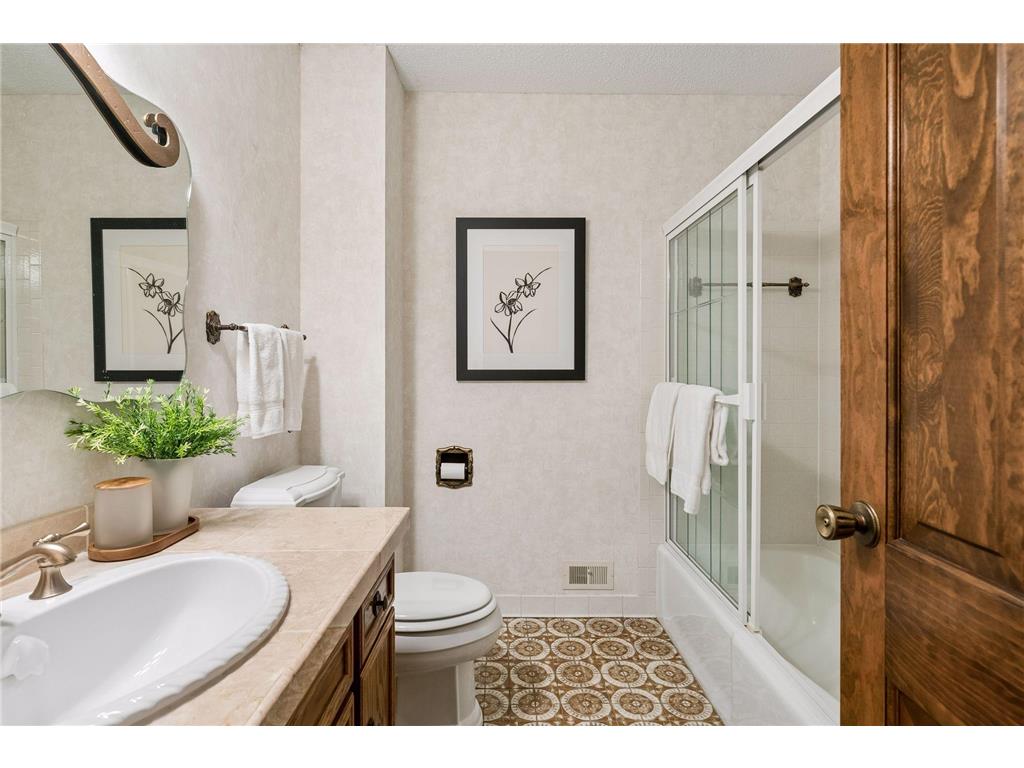 9572 Morris Circle Bloomington MN 55437 7072578 image38