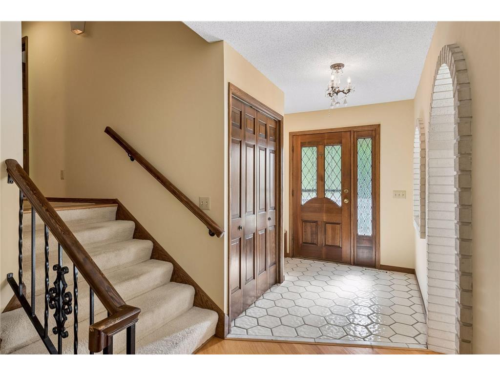 9572 Morris Circle Bloomington MN 55437 7072578 image5
