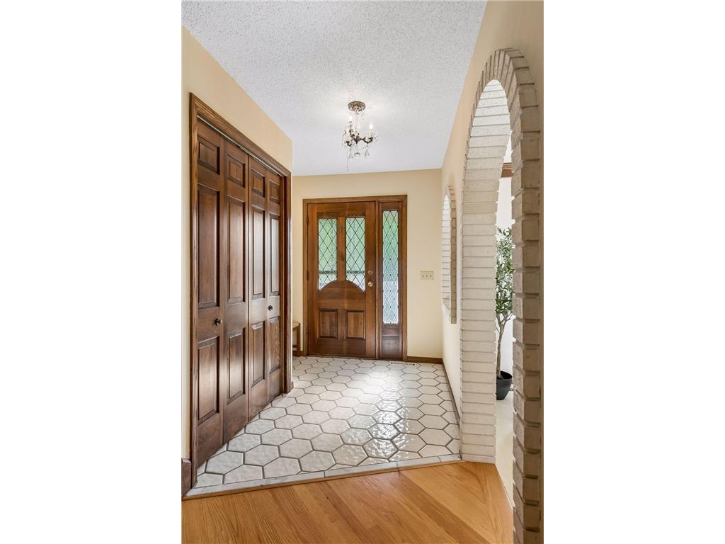 9572 Morris Circle Bloomington MN 55437 7072578 image6