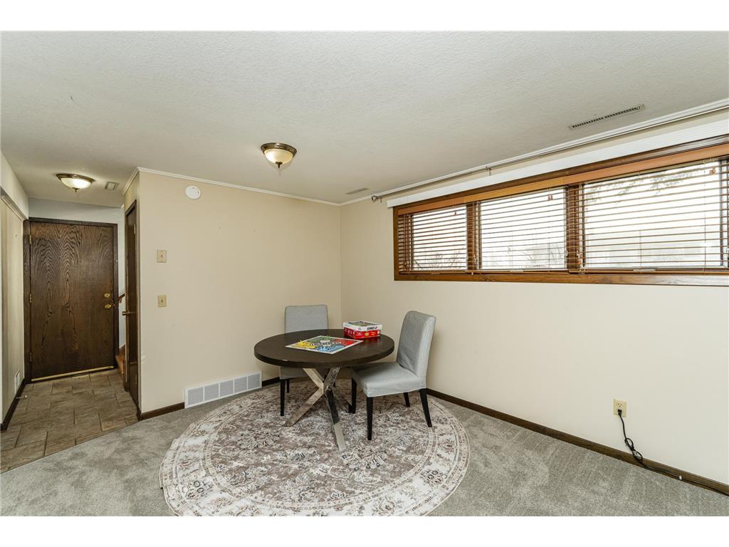 958 28th Street NW Rochester MN 55901 7097074 image19