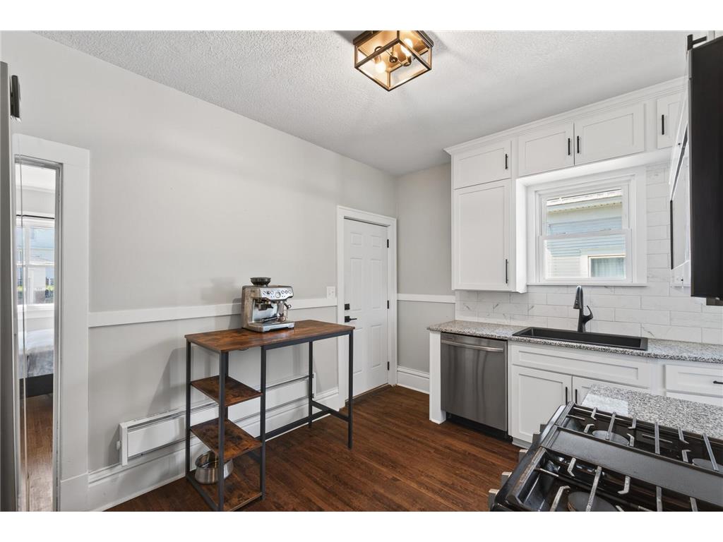 958 Carroll Avenue Saint Paul MN 55104 7061686 image12