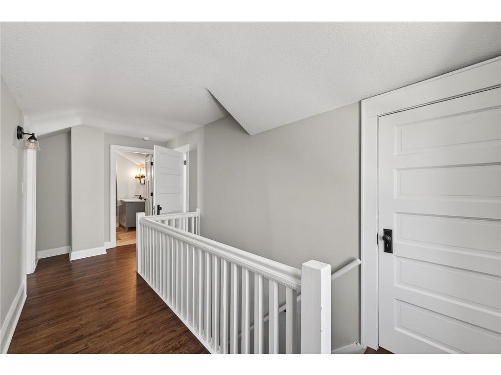 958 Carroll Avenue Saint Paul MN 55104 7061686 image23