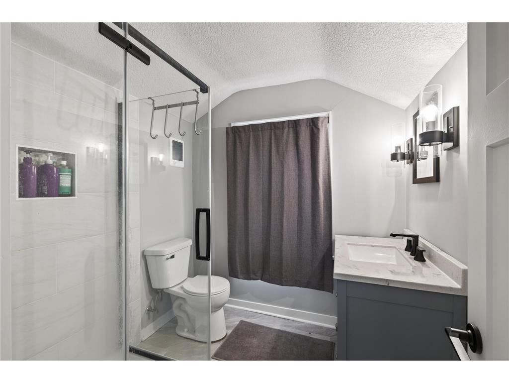 958 Carroll Avenue Saint Paul MN 55104 7061686 image38