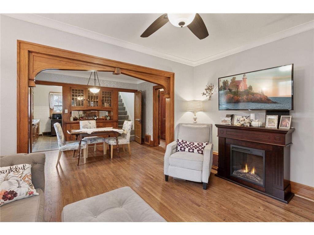 958 James Avenue Saint Paul MN 55102 7005898 image1