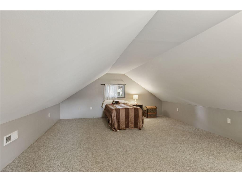 958 James Avenue Saint Paul MN 55102 7005898 image26