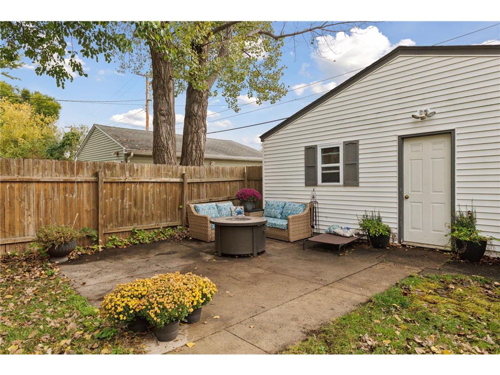 958 James Avenue Saint Paul MN 55102 7005898 image35