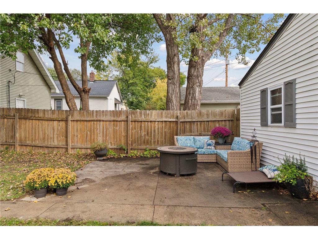 958 James Avenue Saint Paul MN 55102 7005898 image36