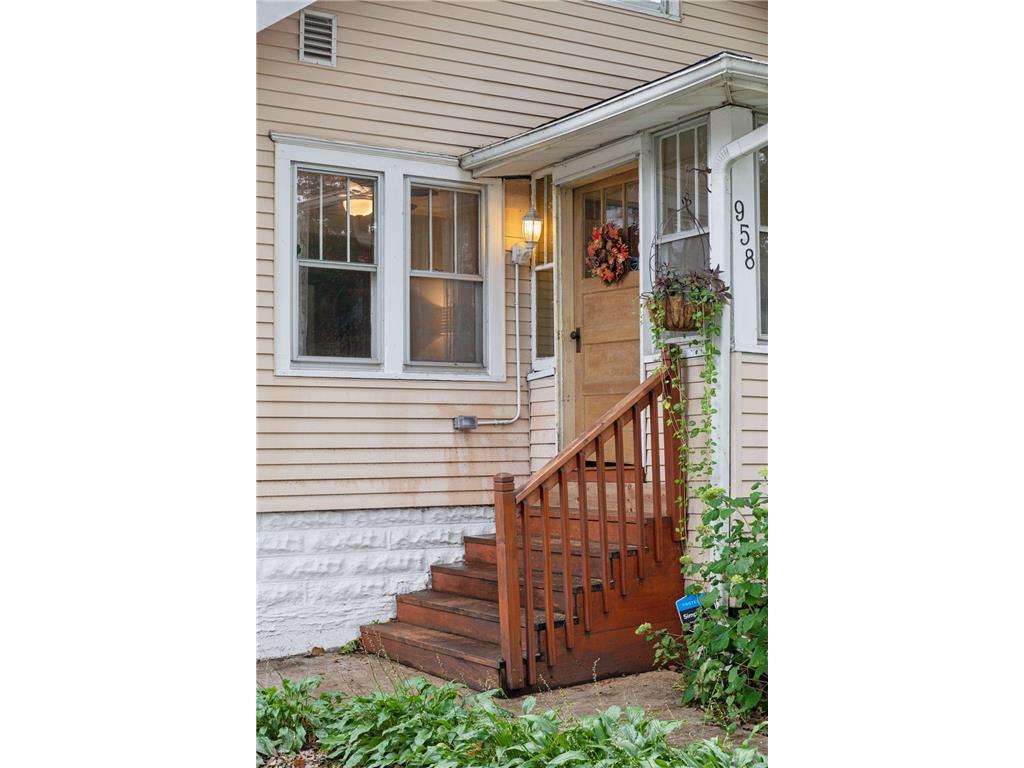 958 James Avenue Saint Paul MN 55102 7005898 image7