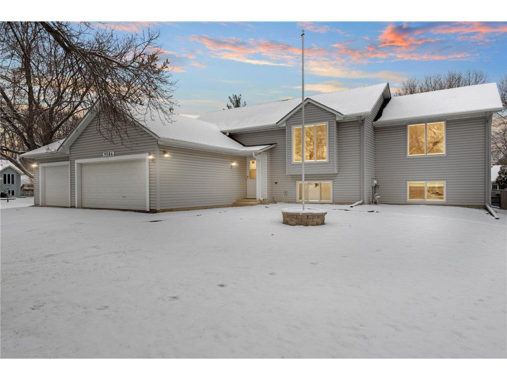 9584 Niagara Lane N Maple Grove MN 55369 6464859 image1