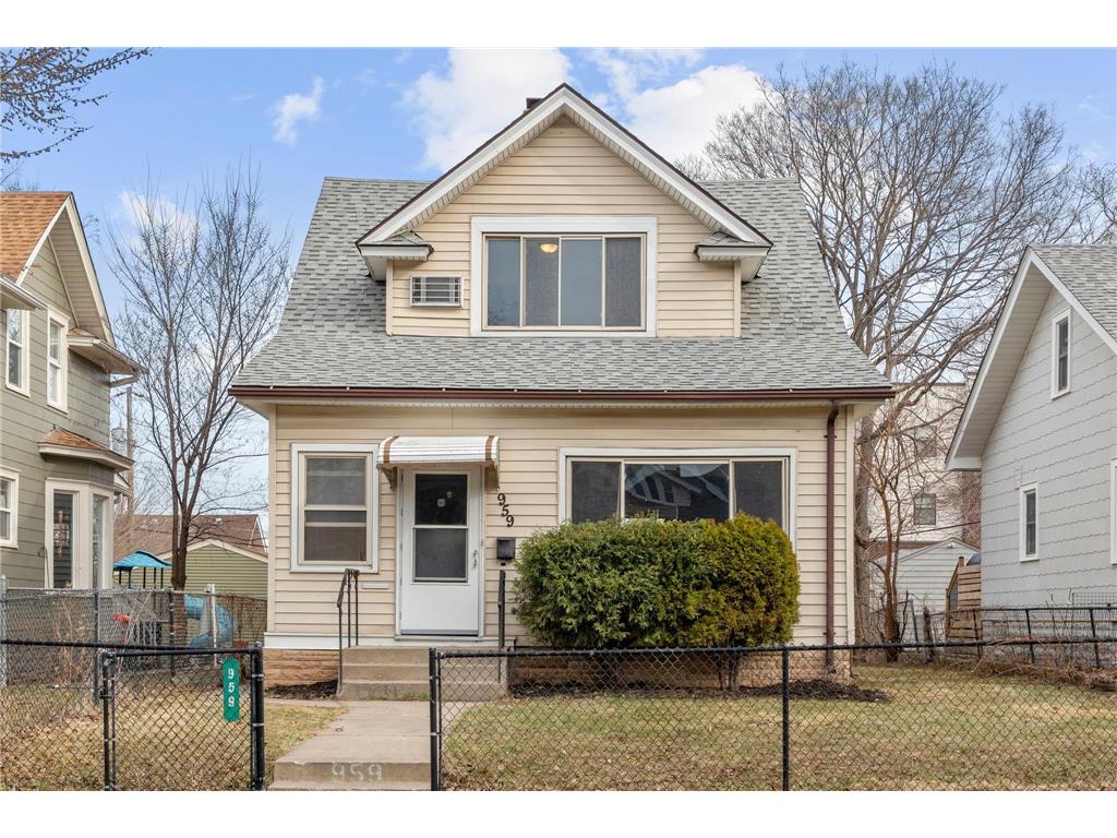 959 Carroll Avenue Saint Paul MN 55104 7020249 image1