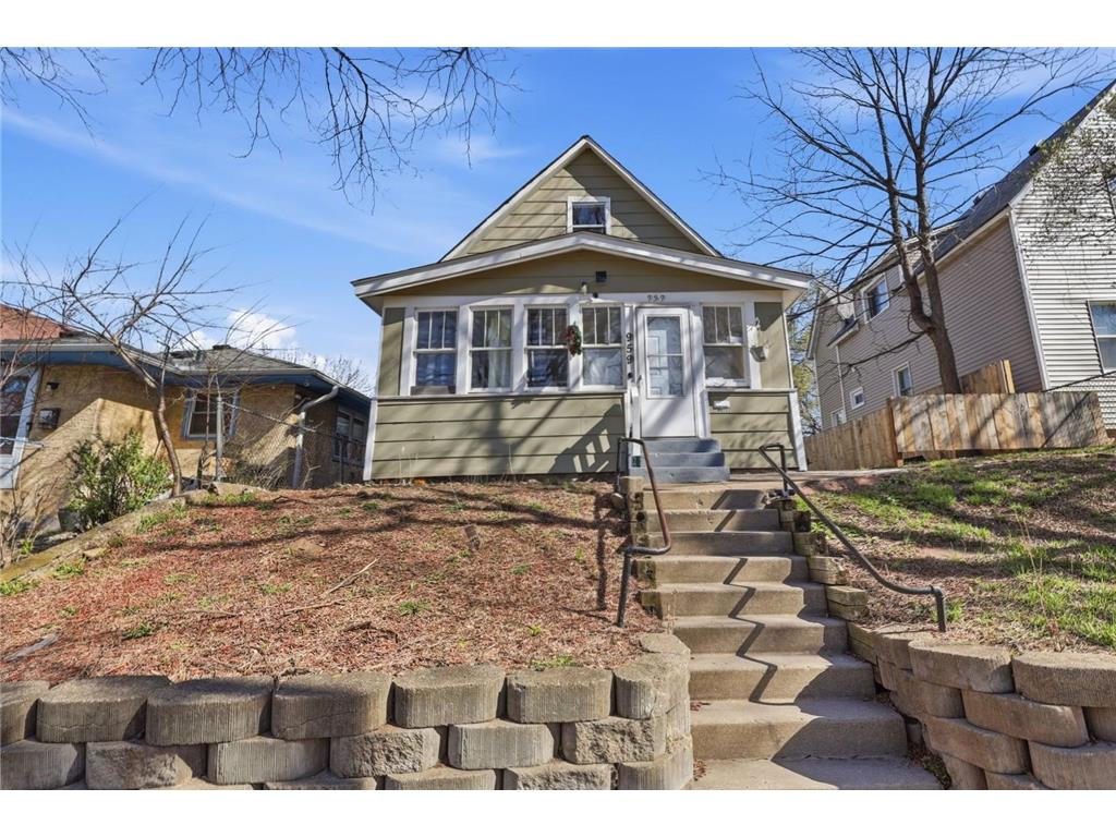 959 Jenks Avenue Saint Paul MN 55106 7076839 image1
