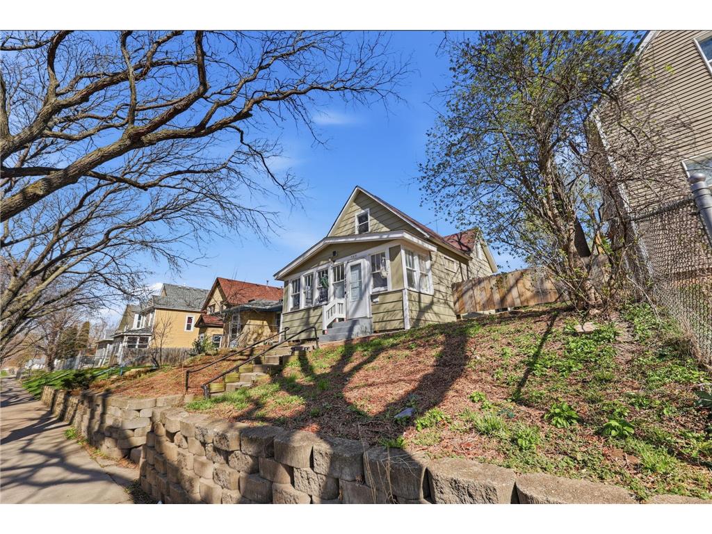 959 Jenks Avenue Saint Paul MN 55106 7076839 image2