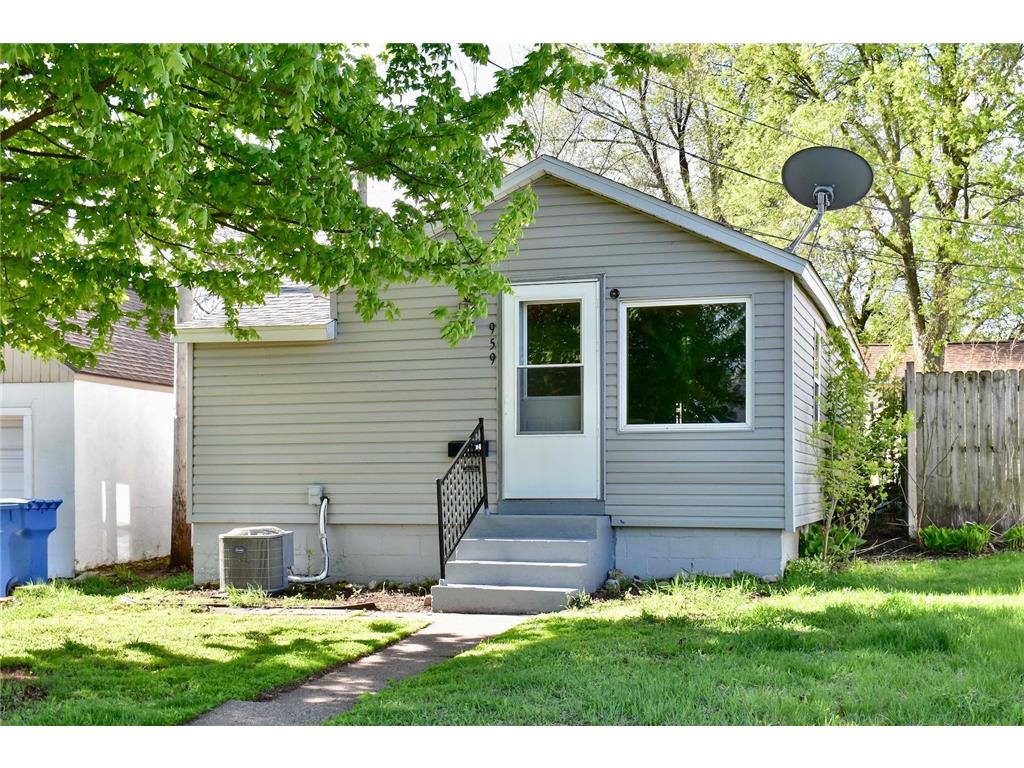 959 W 2nd Street Winona MN 55987 7062281 image1