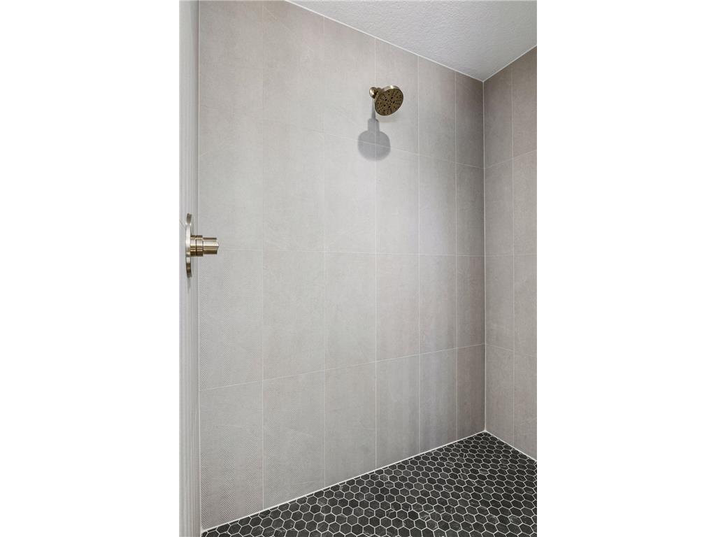 9591 Eagle Ridge Road Chanhassen MN 55317 7014689 image37