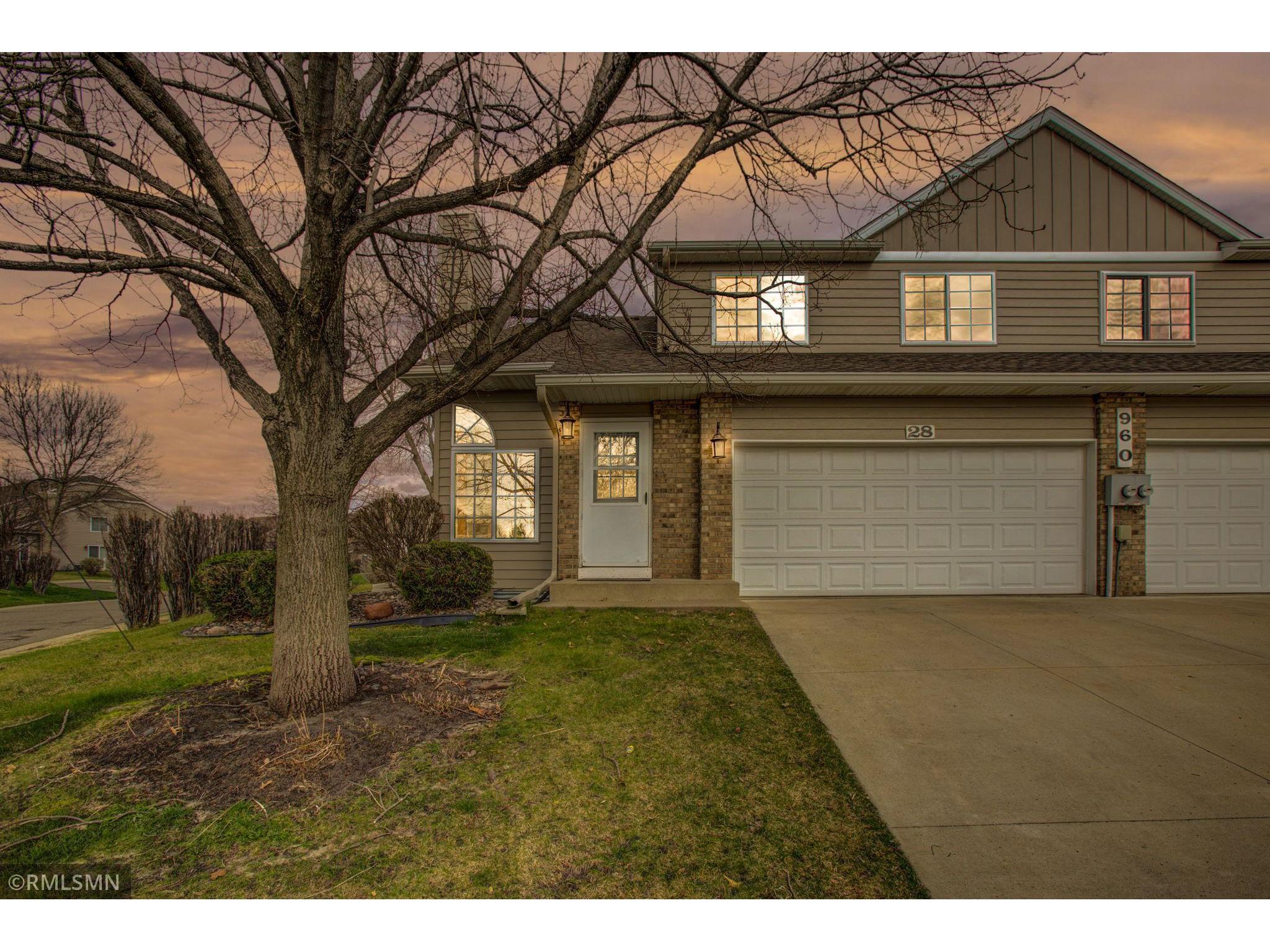 960 106th Lane NW 28, Coon Rapids, MN 55433 MLS 5707652 Edina Realty