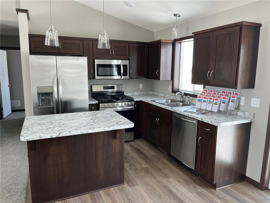 960 2 1/2 Avenue SW Rice MN 56367 6633419 image1