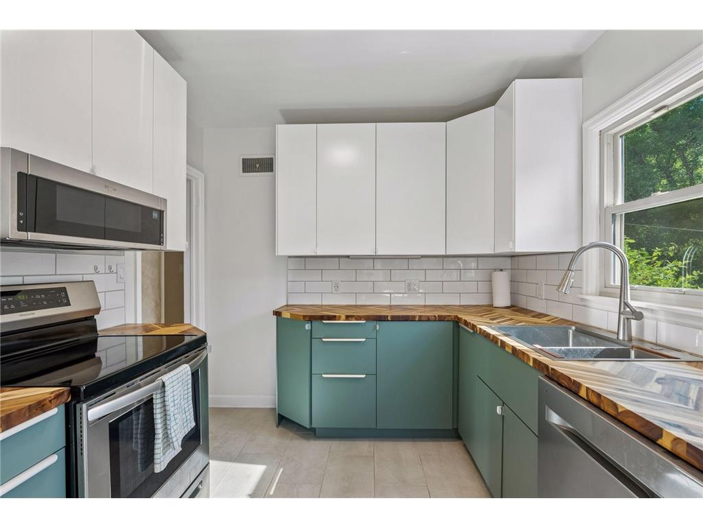960 Hall Avenue West Saint Paul MN 55118 7108134 image12