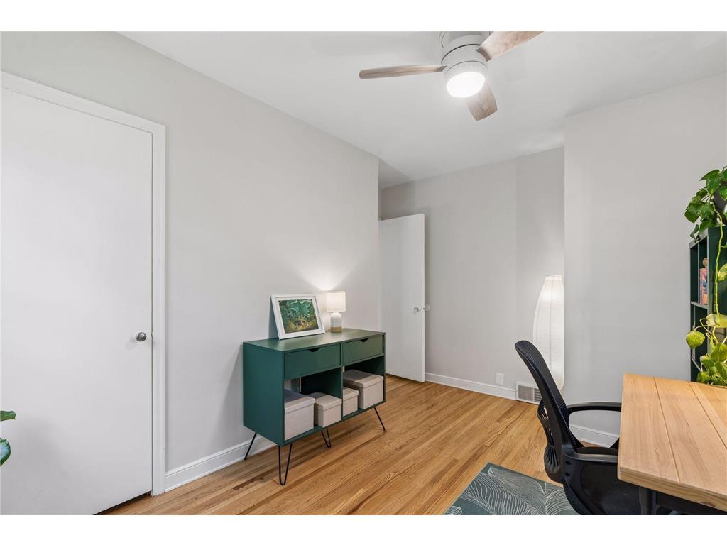 960 Hall Avenue West Saint Paul MN 55118 7108134 image15