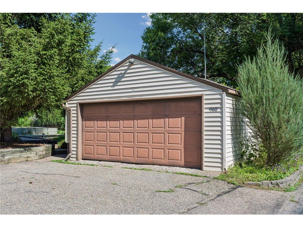 960 Hall Avenue West Saint Paul MN 55118 7108134 image37