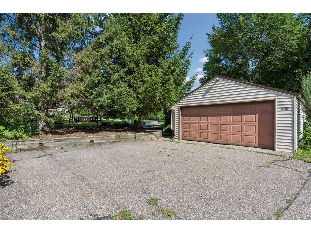 960 Hall Avenue West Saint Paul MN 55118 7108134 image38