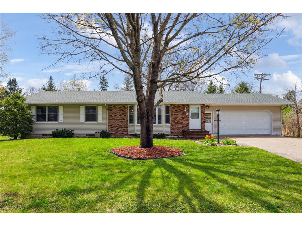 960 Hazel Street River Falls WI 54022 6517441 image1