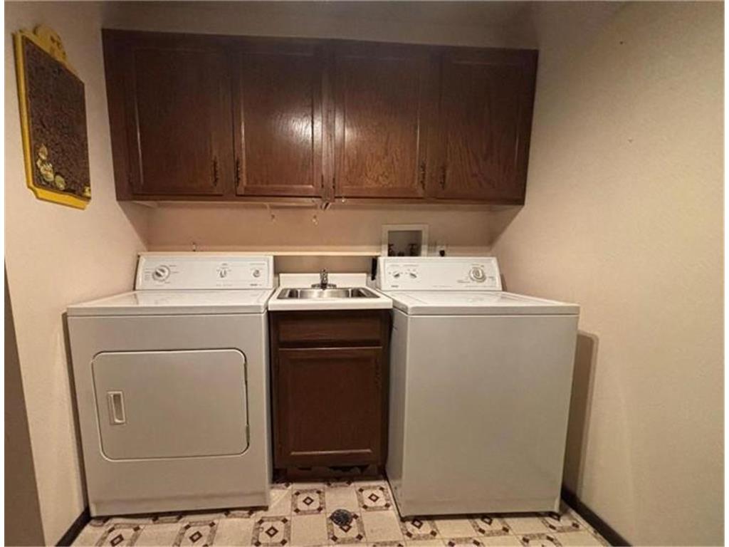 9600 Portland Avenue S #107 Bloomington MN 55420 6815863 image11