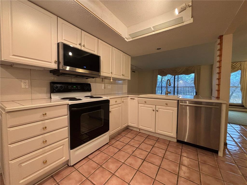 9600 Portland Avenue S #107 Bloomington MN 55420 6815863 image7