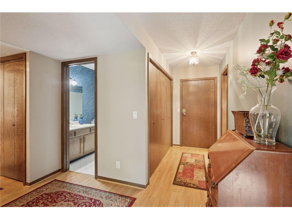 9600 Portland Avenue S #109 Bloomington MN 55420 6821183 image5