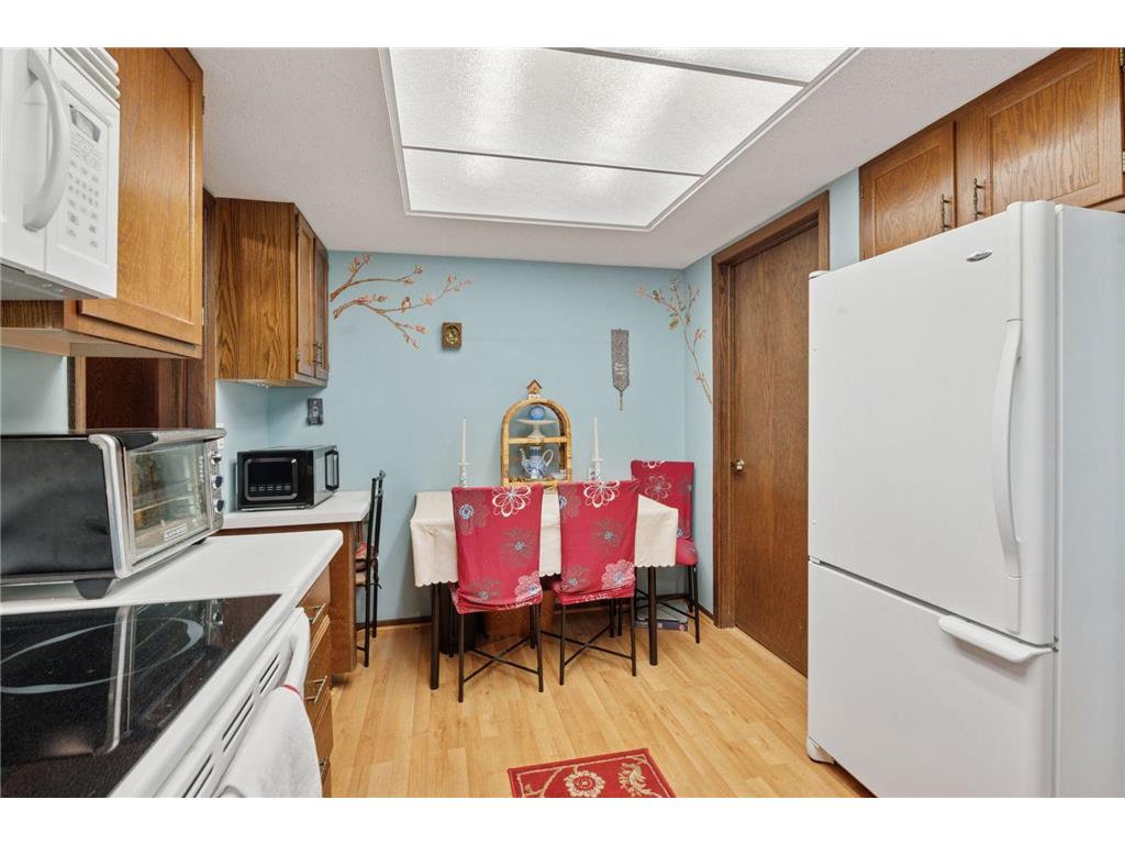 9600 Portland Avenue S #109 Bloomington MN 55420 6821183 image8