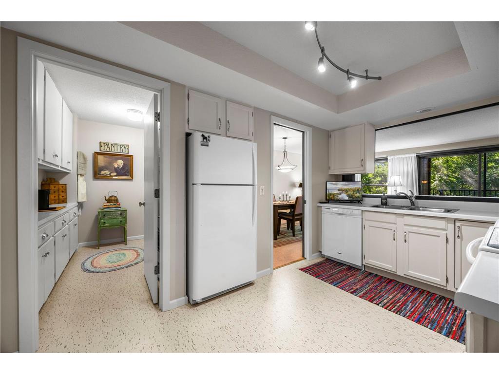 9600 Portland Avenue S #220 Bloomington MN 55420 7110528 image13