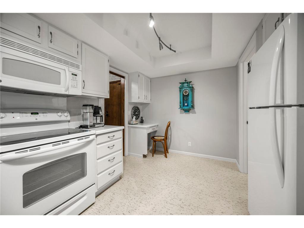 9600 Portland Avenue S #220 Bloomington MN 55420 7110528 image14