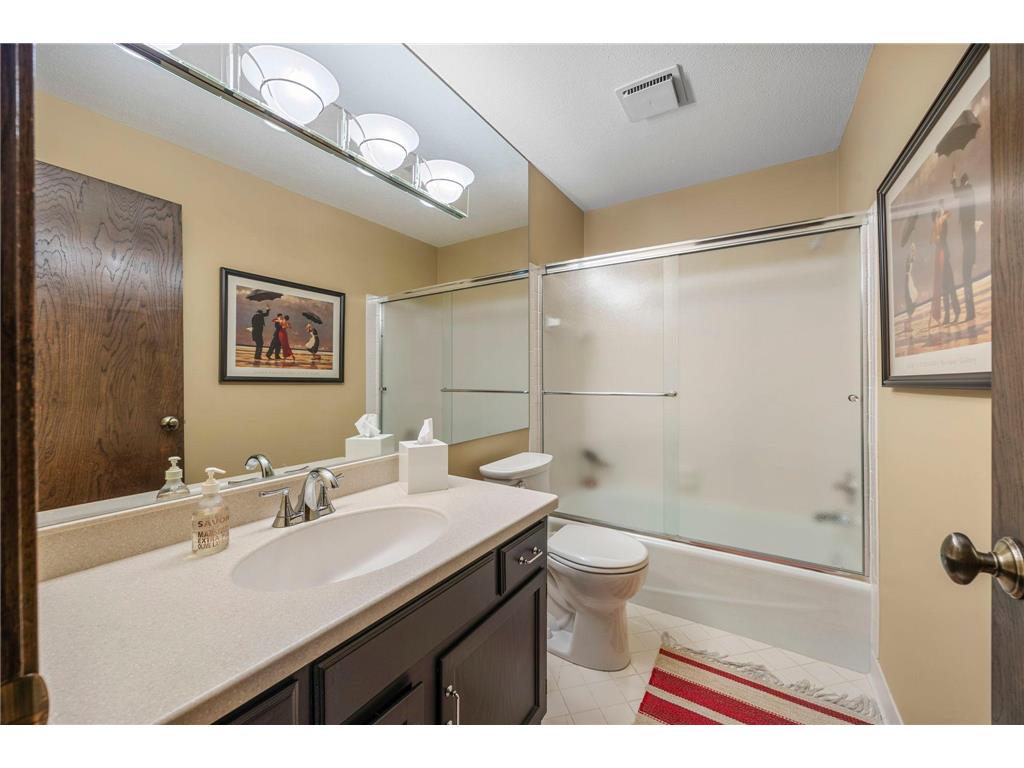 9600 Portland Avenue S #220 Bloomington MN 55420 7110528 image23