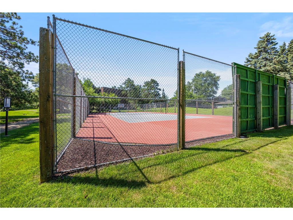 9600 Portland Avenue S #220 Bloomington MN 55420 7110528 image38