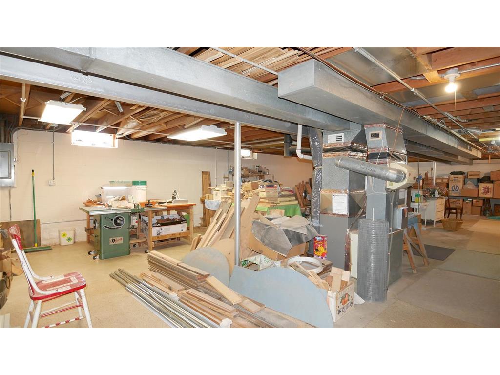 9608 Toledo Road Bloomington MN 55437 7041968 image20