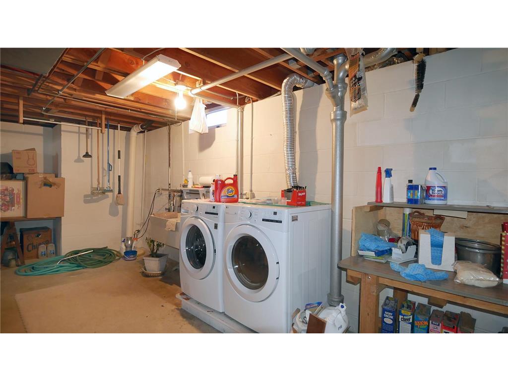 9608 Toledo Road Bloomington MN 55437 7041968 image22