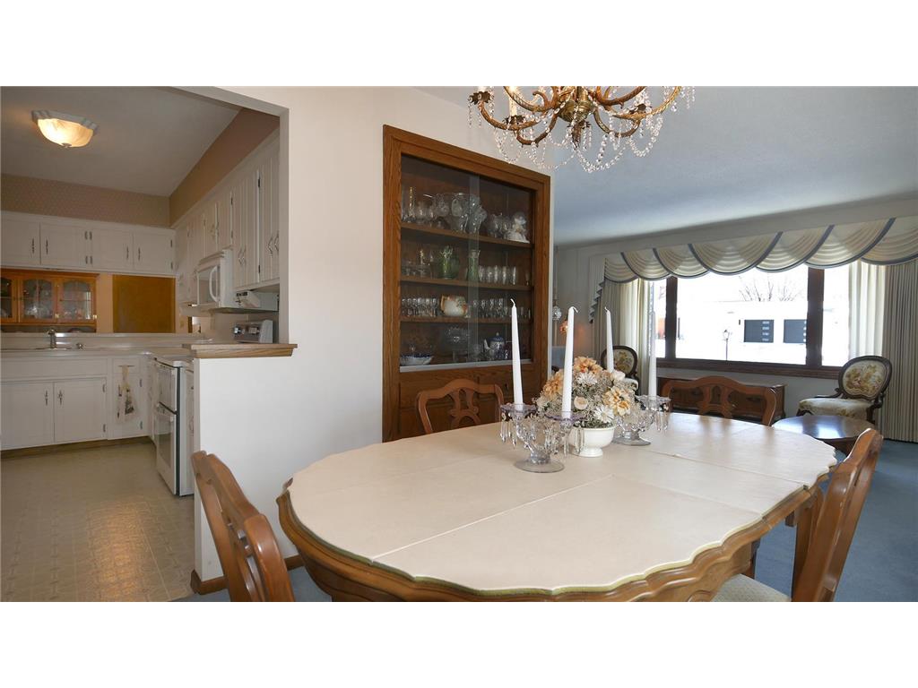 9608 Toledo Road Bloomington MN 55437 7041968 image9