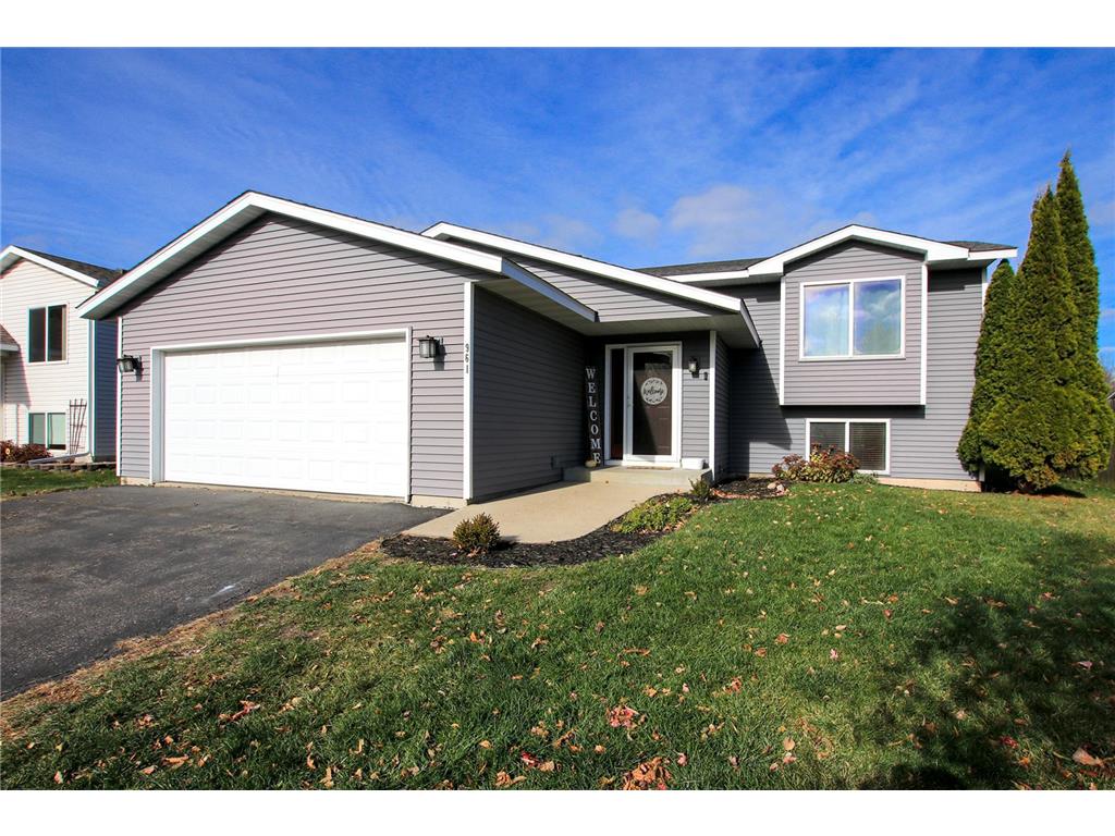 961 Carolina Parkway NW Hutchinson MN 55350 6816614 image1