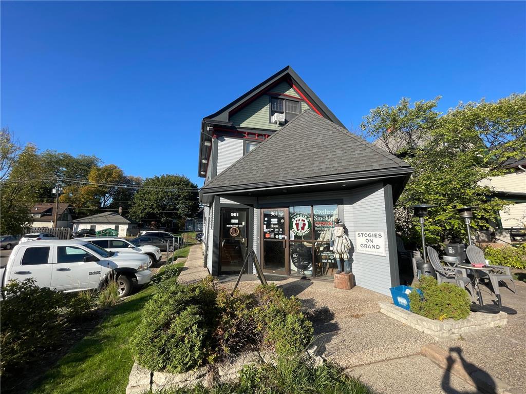 961 Grand Avenue Saint Paul MN 55105 7042224 image2