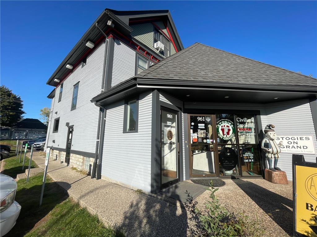 961 Grand Avenue Saint Paul MN 55105 7042224 image3