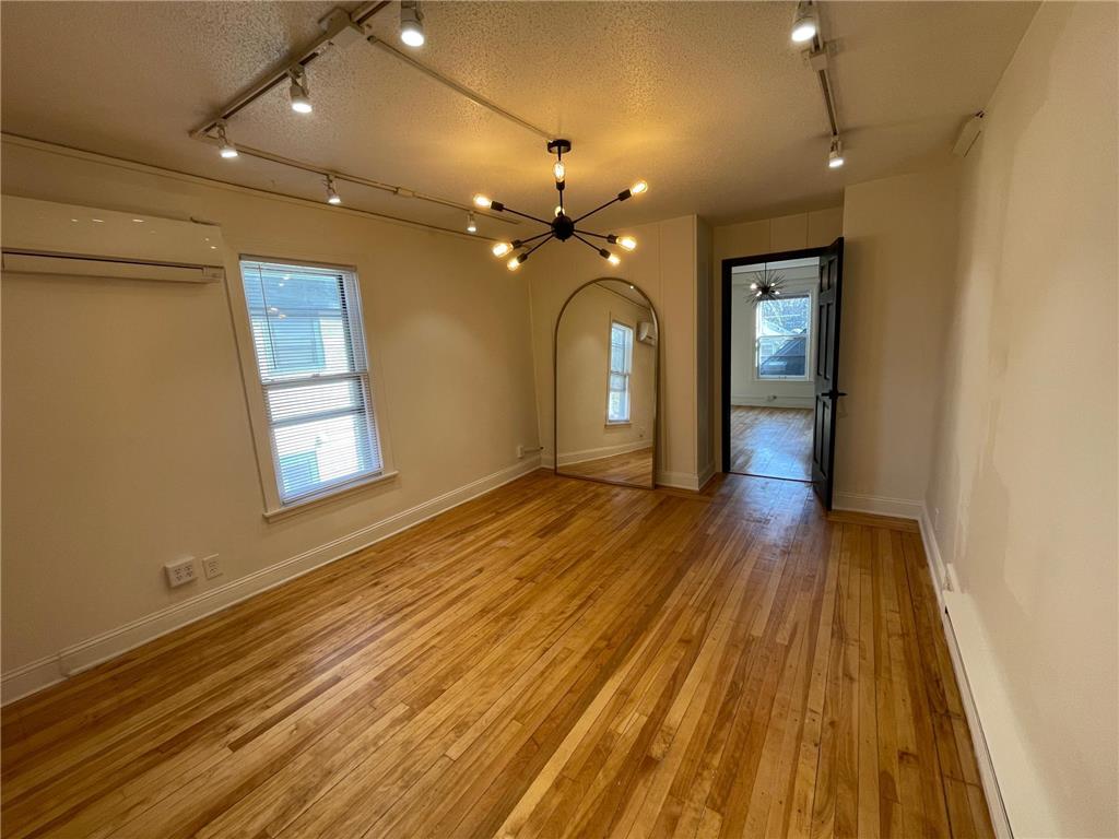 961 Grand Avenue Saint Paul MN 55105 7042224 image9