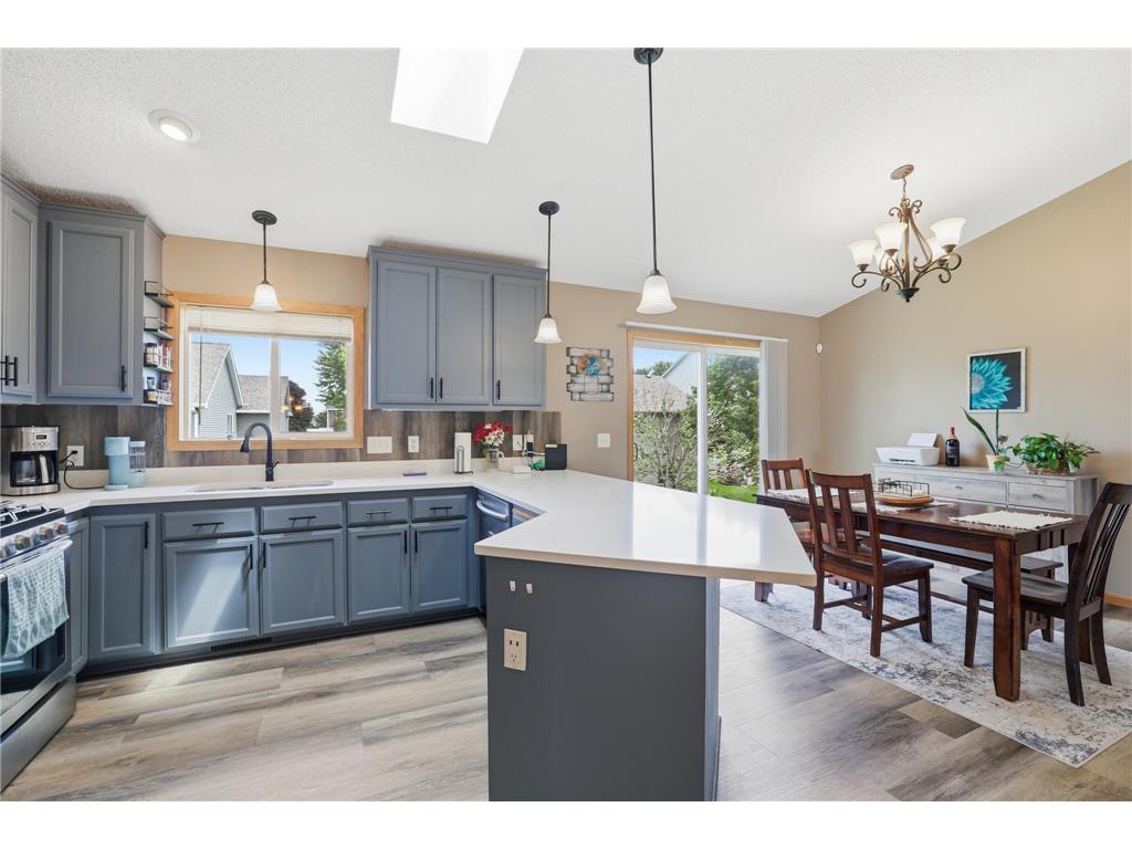 961 Ivy Hills Road Belle Plaine MN 56011 7069596 image1