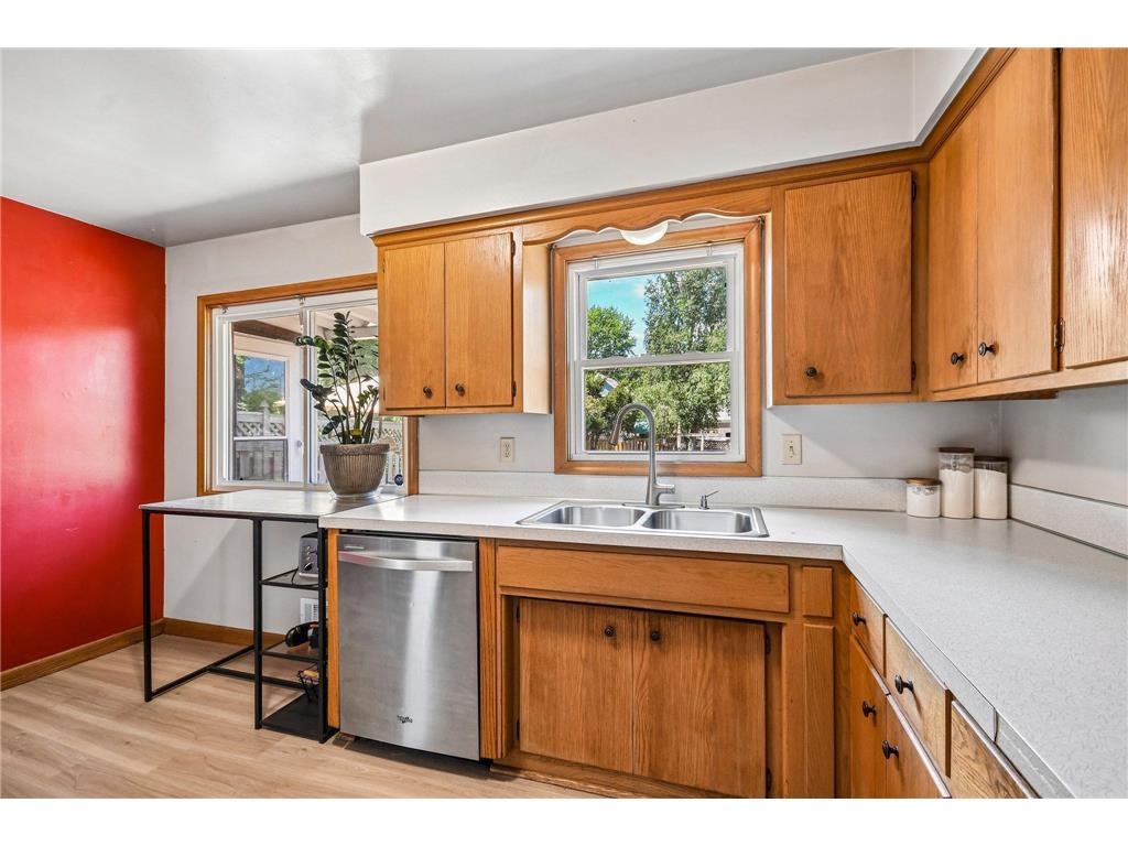 961 Livingston Avenue West Saint Paul MN 55118 7080229 image10