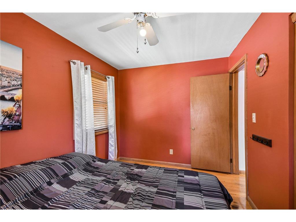 961 Livingston Avenue West Saint Paul MN 55118 7080229 image14