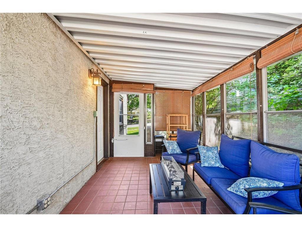 961 Livingston Avenue West Saint Paul MN 55118 7080229 image28