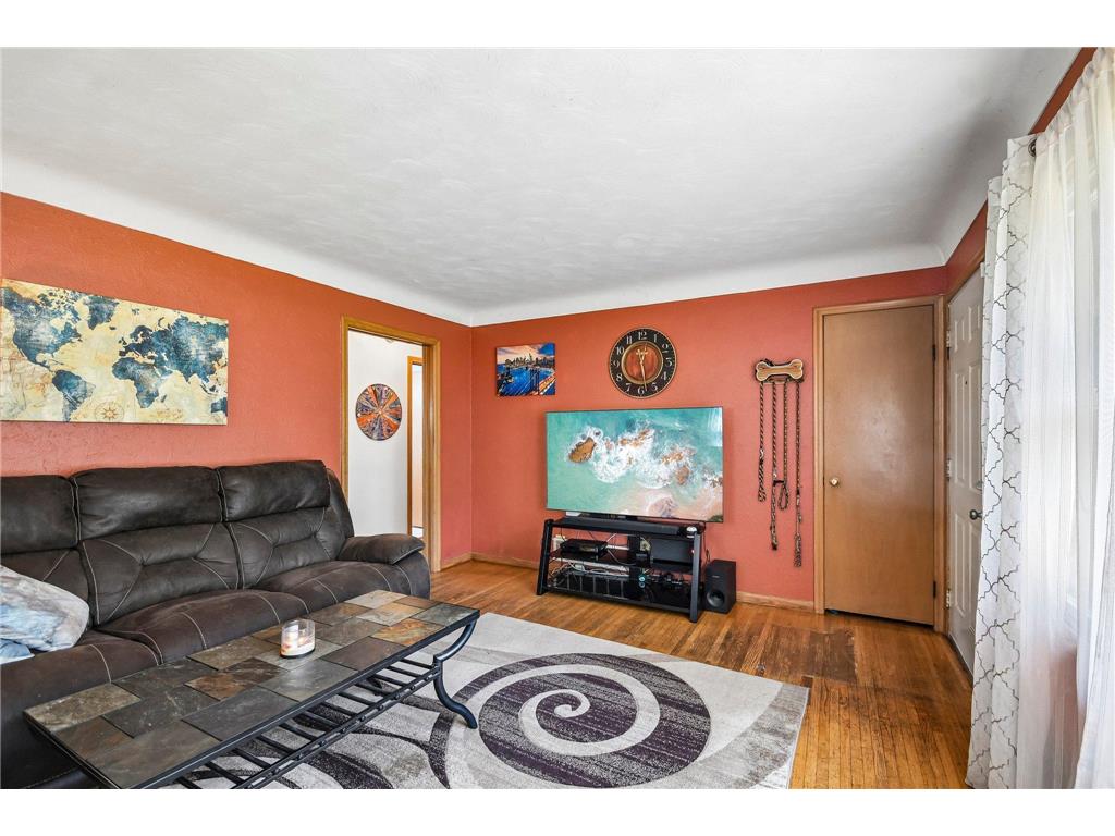 961 Livingston Avenue West Saint Paul MN 55118 7080229 image8