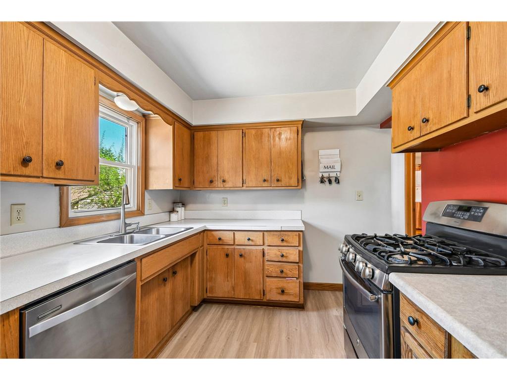 961 Livingston Avenue West Saint Paul MN 55118 7080229 image9