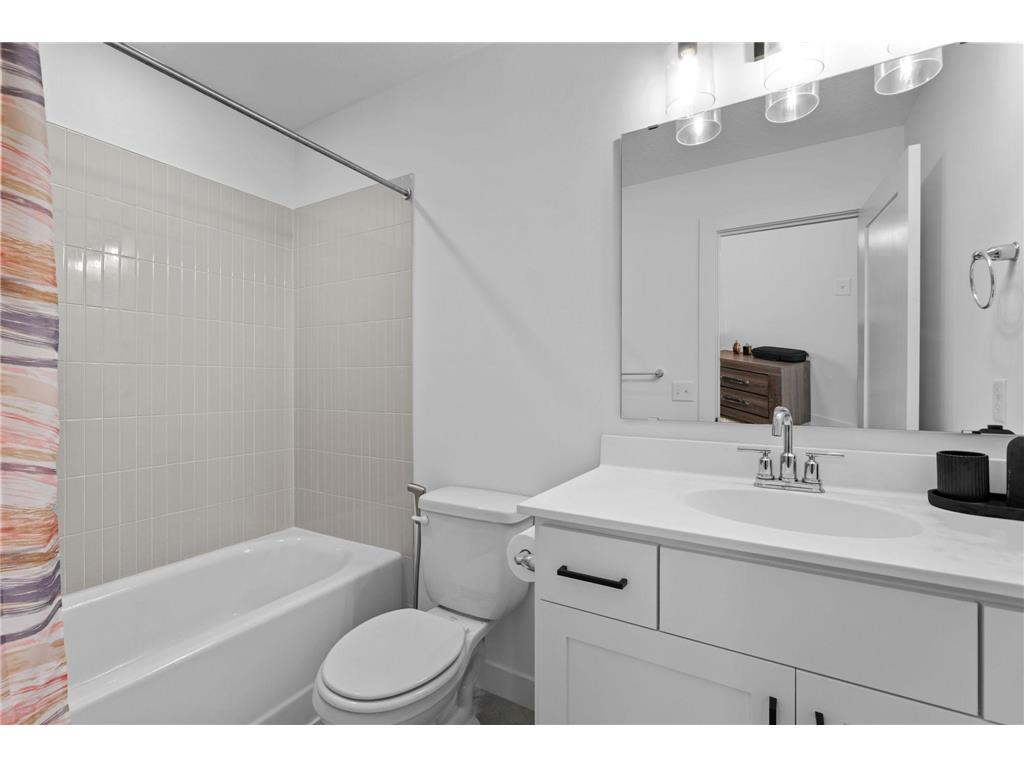 9612 Iron Horse Road Woodbury MN 55129 6742181 image28